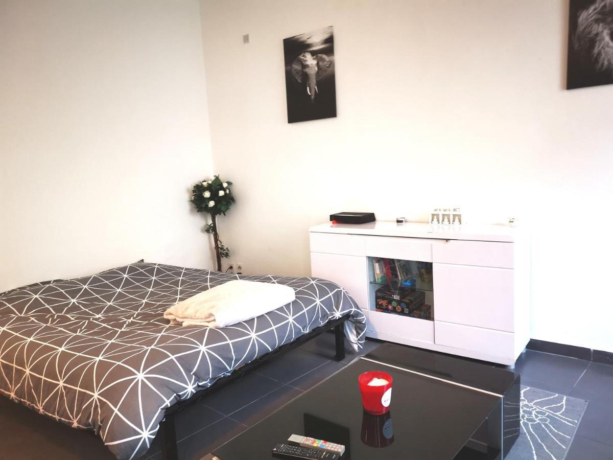 Bienvenue Chez Shiva Apartamento Châteauneuf-du-Pape Exterior foto