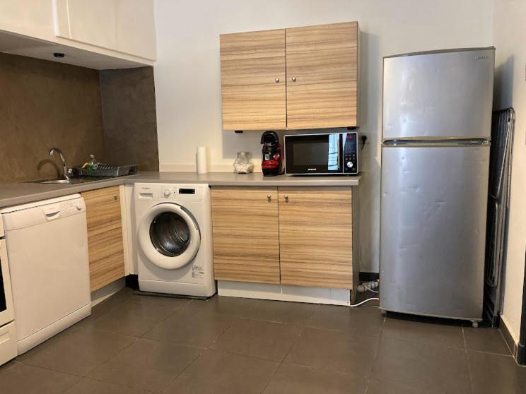 Bienvenue Chez Shiva Apartamento Châteauneuf-du-Pape Exterior foto